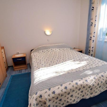 Apartment Vlado Замбратия Екстериор снимка