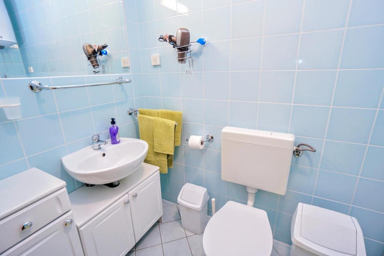 Apartment Vlado Замбратия Екстериор снимка