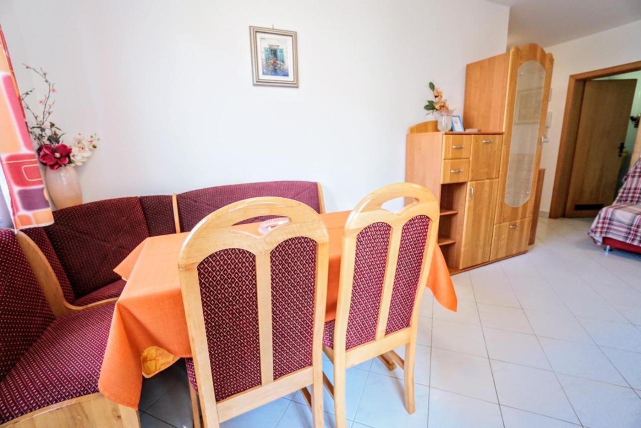 Apartment Vlado Замбратия Екстериор снимка