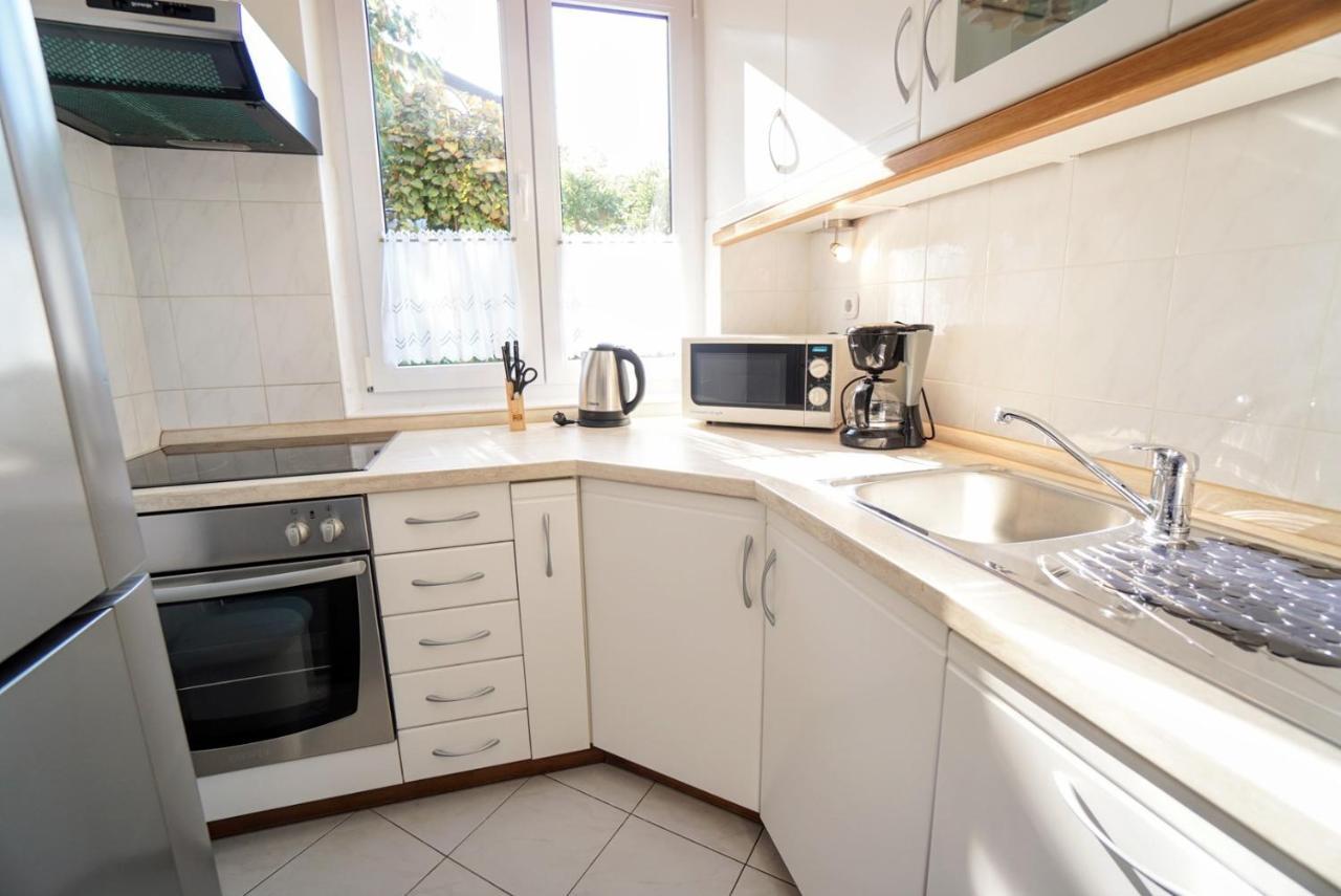 Apartment Vlado Замбратия Екстериор снимка